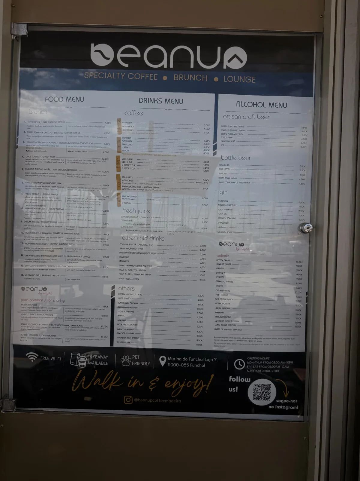 Beanup food, drinks and cocktail menu board, Funchal Marina