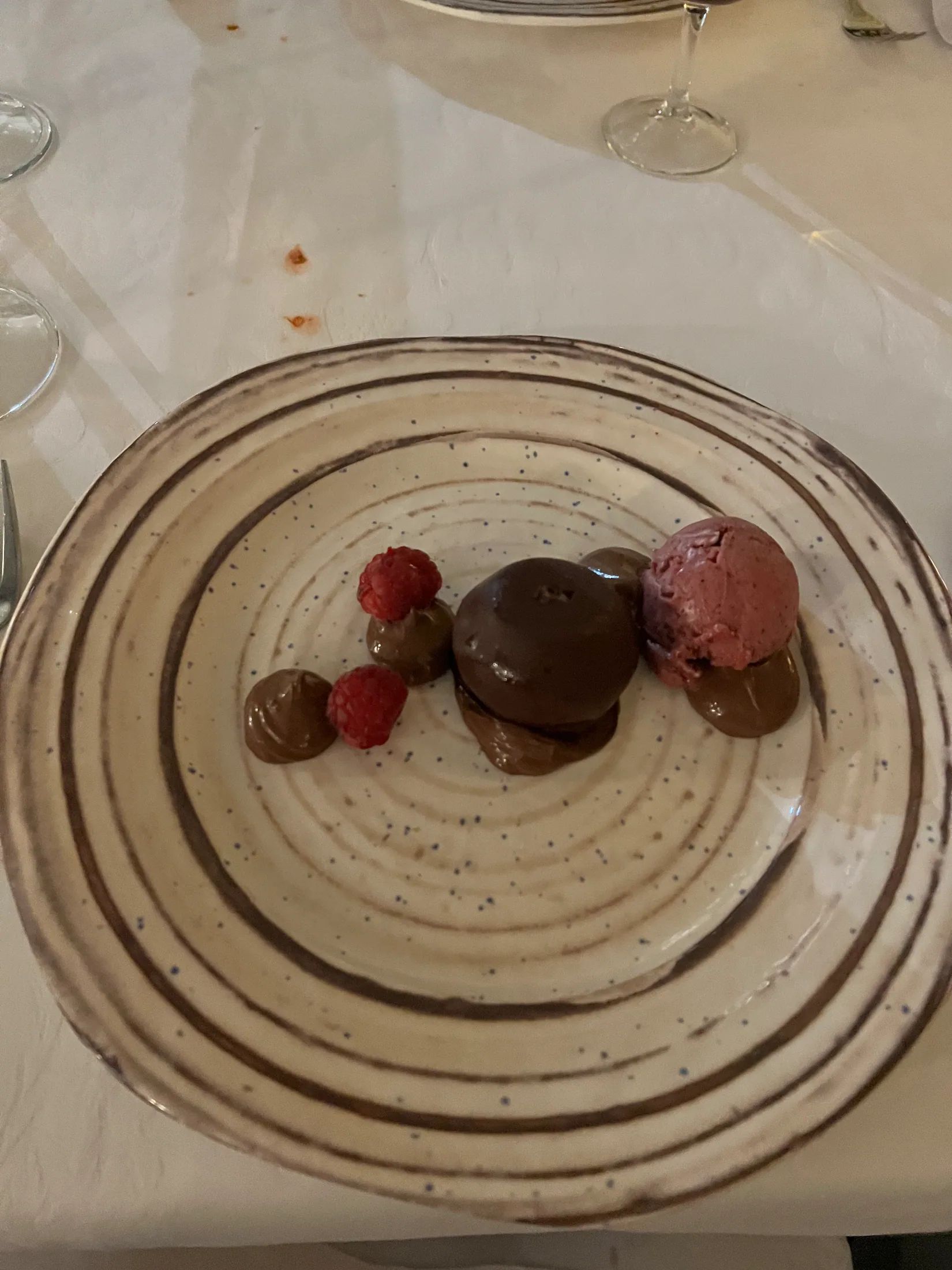GELADO DE BANANA COM FONDANT DE CHOCOLATE PRETO