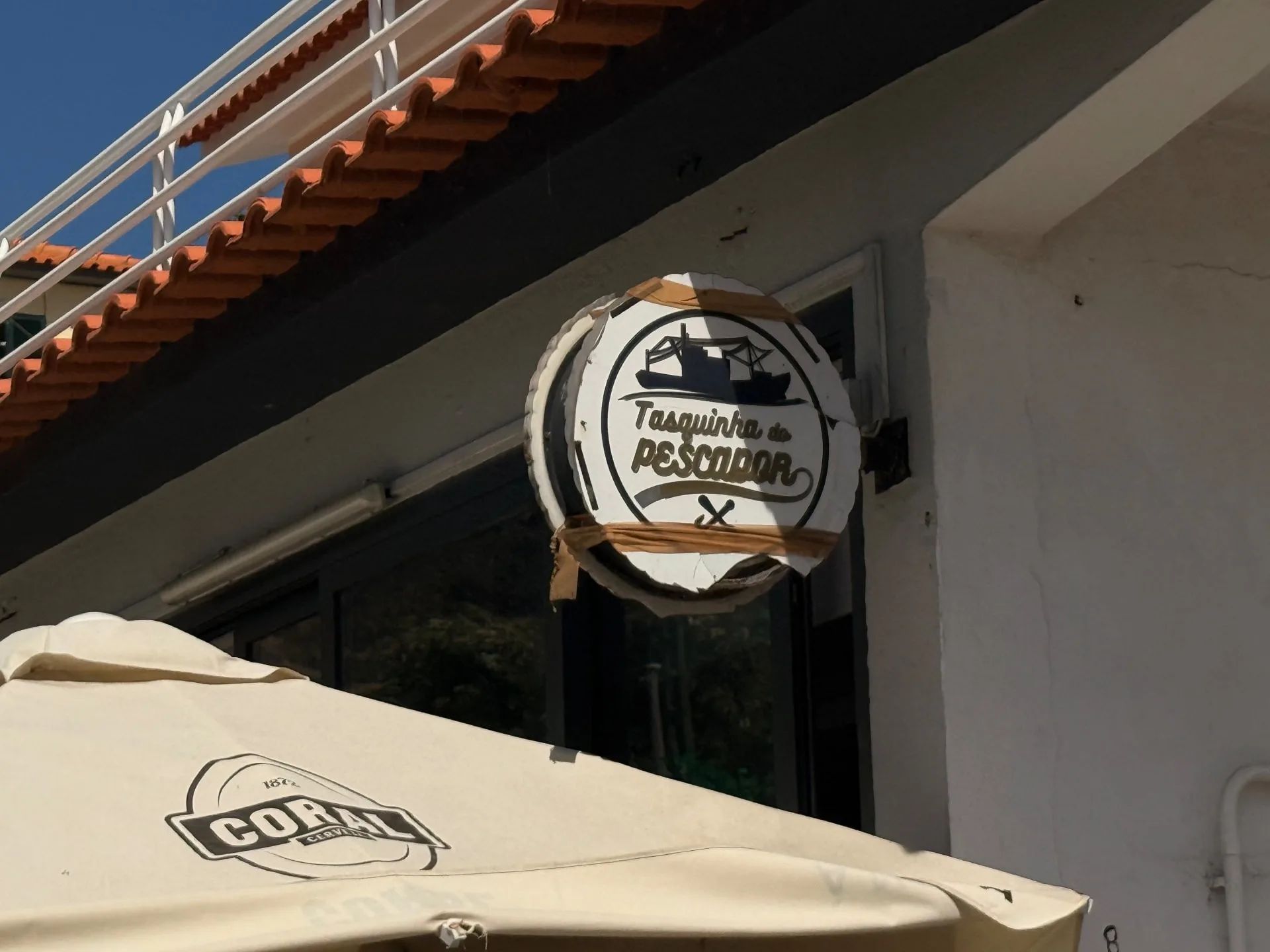 Tasquinha do Pescador sign, Caniçal