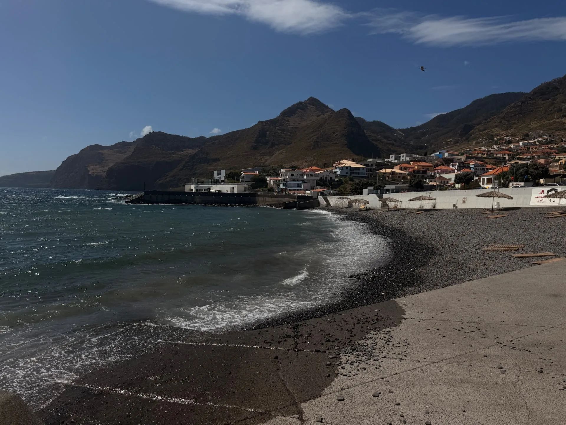 Praia do Calhau and bay, Caniçal